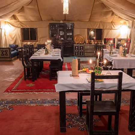 Merzouga Glossy Camp Екстер'єр фото