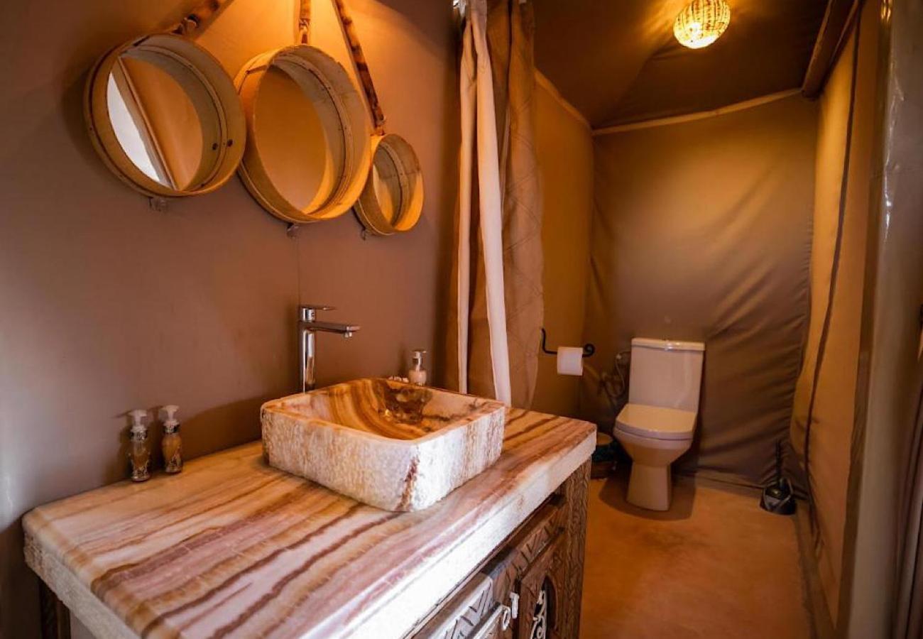 Merzouga Glossy Camp Екстер'єр фото